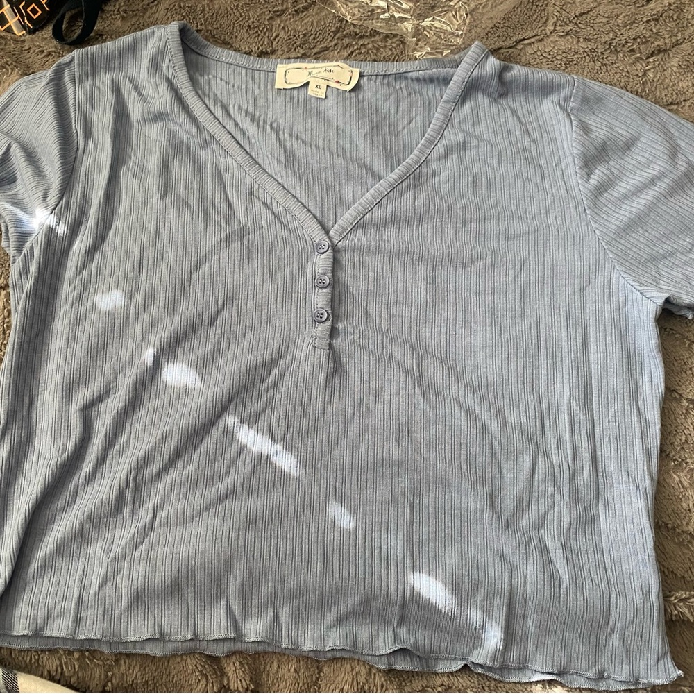 NWOT Light Blue/indigo Crop-top